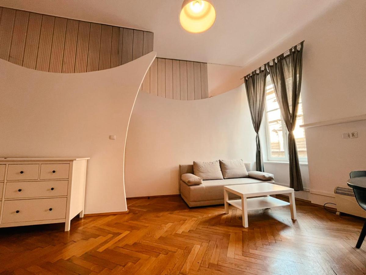 Batorego Apartment Krasków Εξωτερικό φωτογραφία